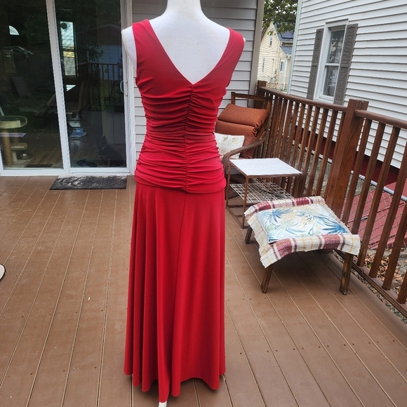 Collection Dressbarn Red Floor Length Sleevesless Strechy Dress size 8 - Picture 9 of 14